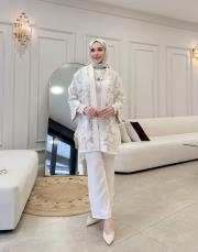 kolu broşlu üçlü takım bej 6