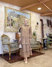 fular detaylı kat kat etekli takım vizon 3