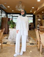 yaka çiçekli pliseli bol paça takım beyaz 2