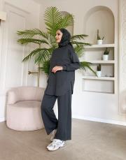 yırtmaç detay bol paça takım antrasit