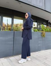 yırtmaç detay bol paça takım lacivert 4