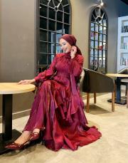 fırfır detay kemerli saten elbise bordo 3