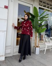 boğazlı siyah detay kırmızı-beyaz