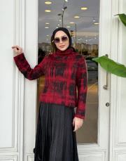 boğazlı siyah detay kırmızı 2