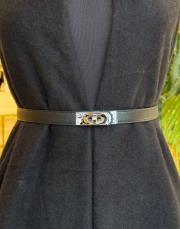 kilit detay kemer siyah