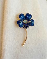 vintage çiçek broç mavi