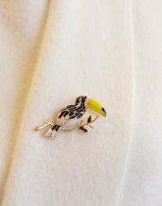 papağan figürlü broş siyah