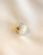 senka sedefli eşarp şal mıknatısı bej 2