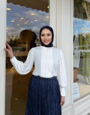 dökümlü pliseli yaka detaylı ipek krep bluz ekru 4