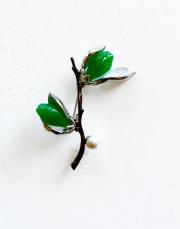inci detay yaprak broş yeşil