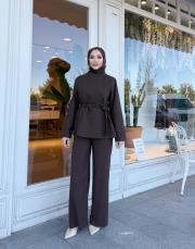 dik yaka ceketli takım kahve