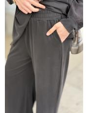 düğme detaylı takım siyah 4