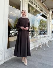 kolu yırtmaçlı kemerli elbise kahve 4